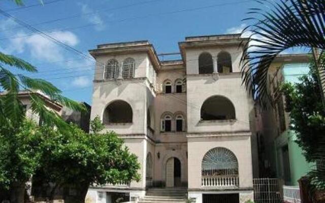 4 Mosqueteros Mini-Hotel