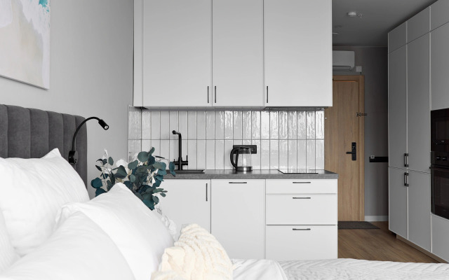 Апартаменты Уютная Студия у Метро 1018-1