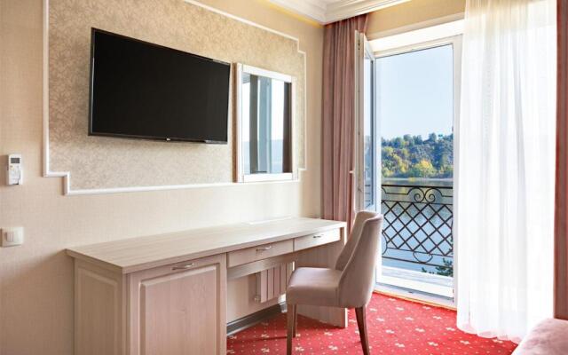 Villa Maralis Hotel