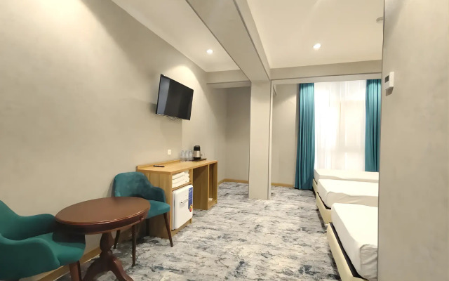 Отель Blue Shore International