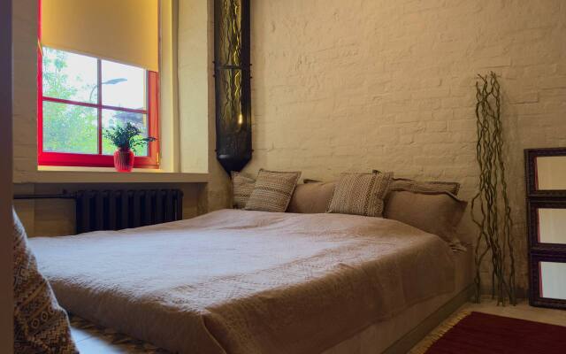 Квартира дизайнерская на Земляном валу МосАртАпарт