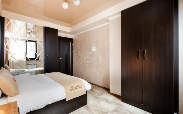 Апартаменты KeyGo 0212 рядом с парком Еритасардутян