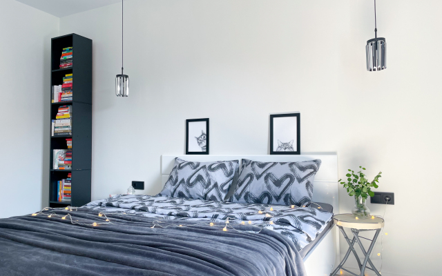 Black & White Apart Apartments
