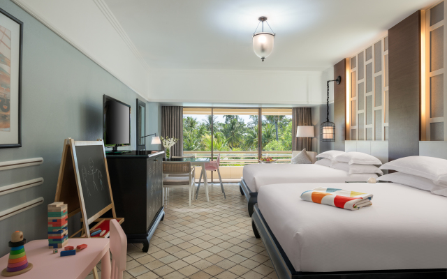 Pullman Phuket Karon Beach Resort