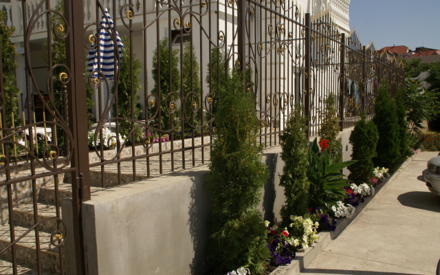 Belye Parusa Hotel