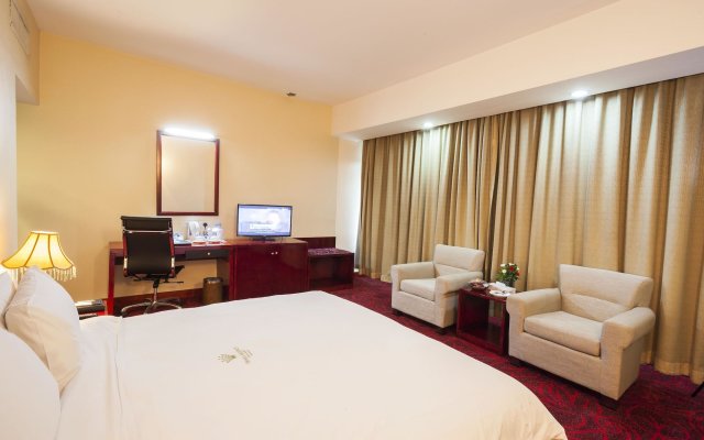 Отель Dhaka Regency Hotel & Resort
