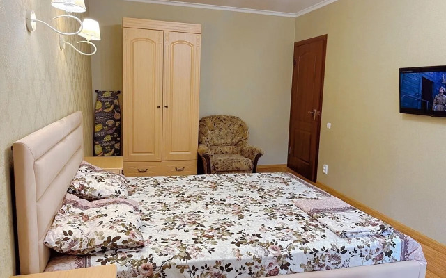Na Ulitse 50 Let Oktyabrya 6 Flat