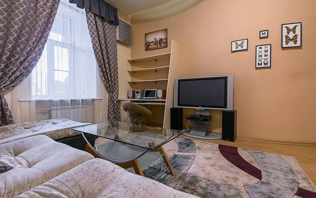 Apartment Bolshaya Zelenina 13