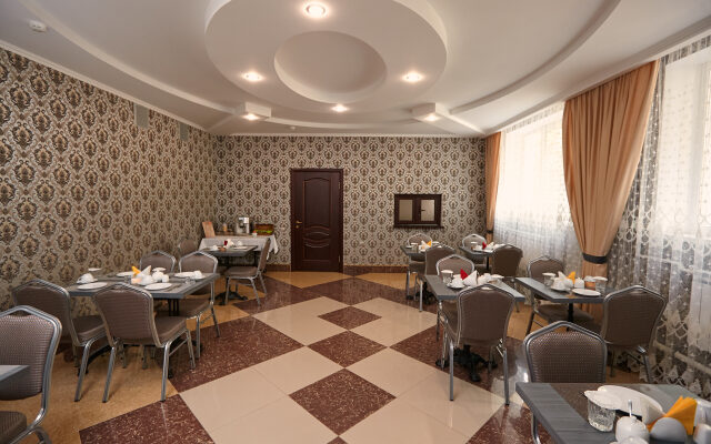 Turist Hotel