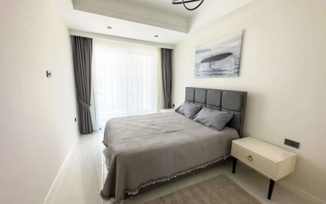 Qoople Azura World V 22 Apartments