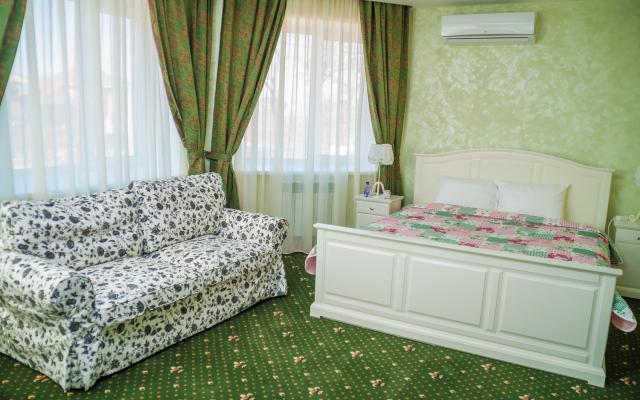 Отель Роял Кастл