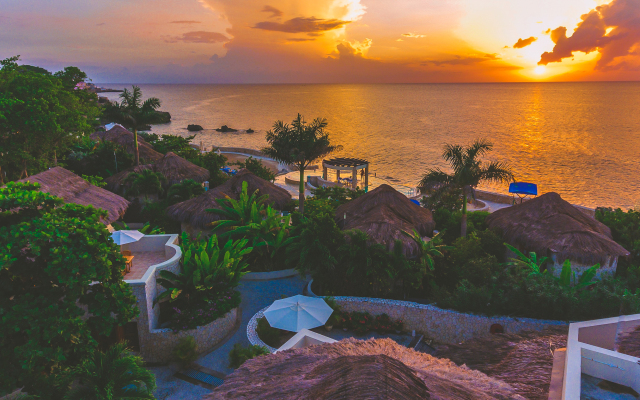 Ocean Cliff Hotel