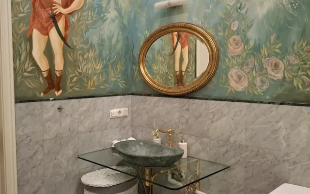 Izi Jiza Na Voskresenskoy Naberezhnoy 30 Apartments