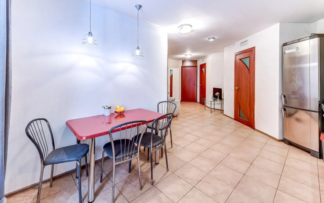 Апартаменты Art Square Apartment