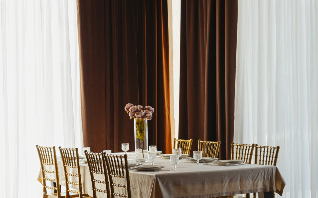 Shani Resort & Villas Hotel