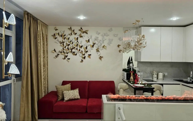 Квартира Студия с Камином