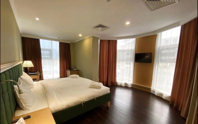 Отель LUVERDE HOTEL