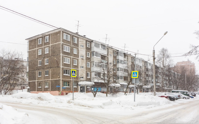 Kvartira Dvuhkomnatnaa na Tankistov 39