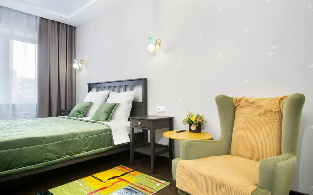 Bolshoy Razdelny Lyuks V Tsentre Flat