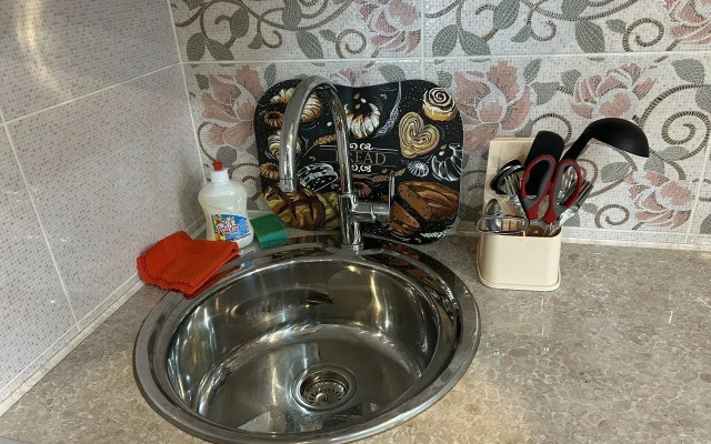 Na Prospekte Oktyabrya 40a Flat