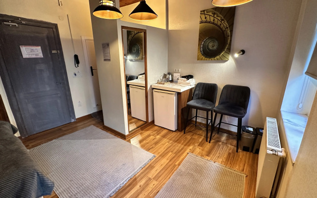 New Pera Hotel