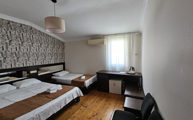 Hotel old terrace batumi