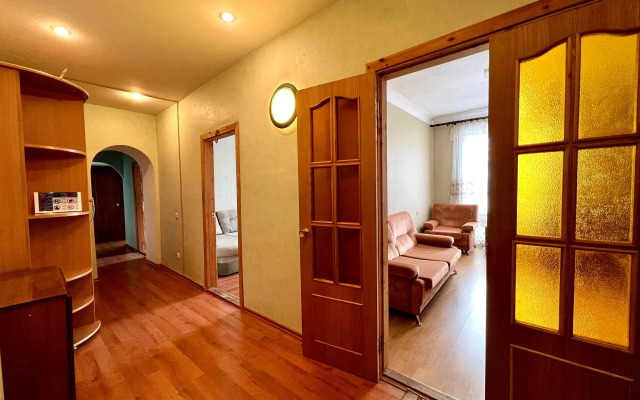 S Tremya Razdelnymi Komnatami Na Lenina Flat