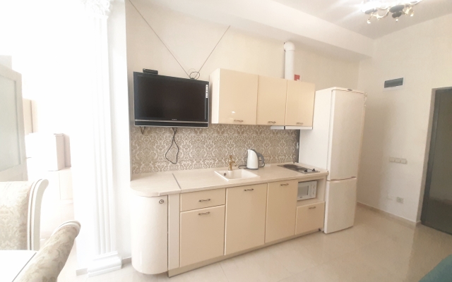 500m do Morya v Tsentre Sochi Flat
