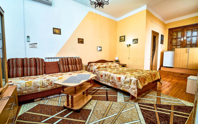 Kryimskaya 50 Guest House