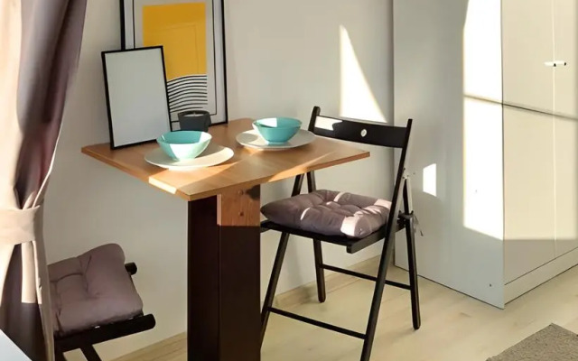 Апартаменты Уютная Студия рядом с Метро Козья Слобода