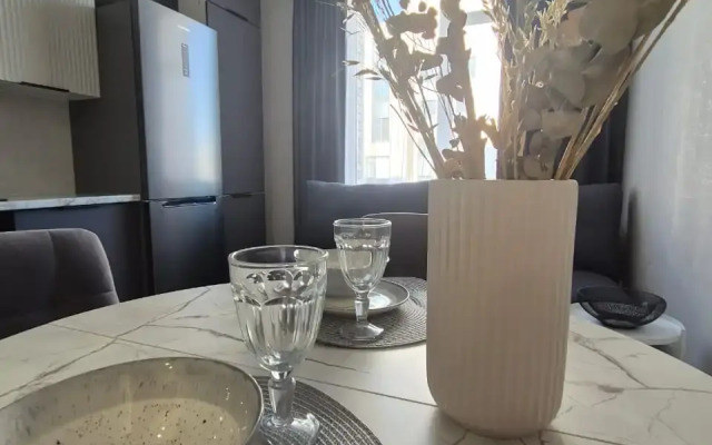 Loft Etazhi Apartment