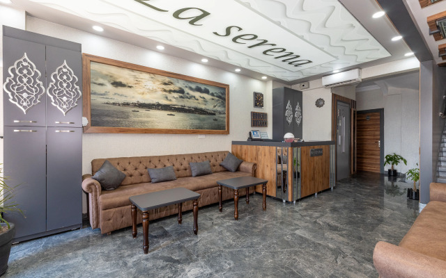 Отель La Serena Hotel & Suites