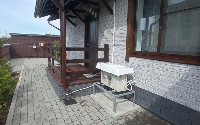 S Vidom Na Sad V D. Sanino Private house