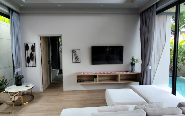 Stylish 2BR Naiton Aileen with Private Pool Villa