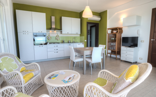 Case Vacanze Pomelia Guest House