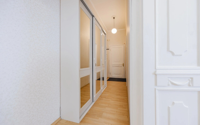 Апартаменты У Исакиевской площади DereMRents ДереМРентс