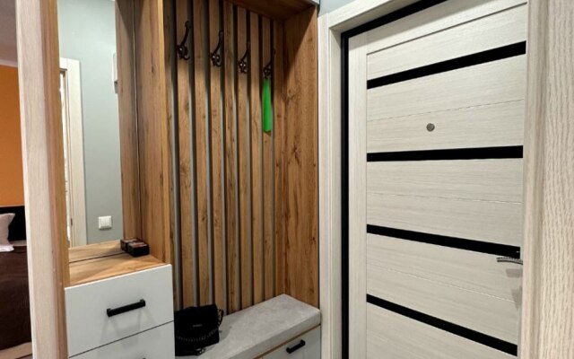 Квартира возле ТЦ Новый Мир