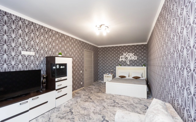 Квартира 1-комнатная на Автомобилистов 15