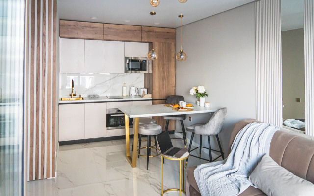 Golden Cozy Apartments