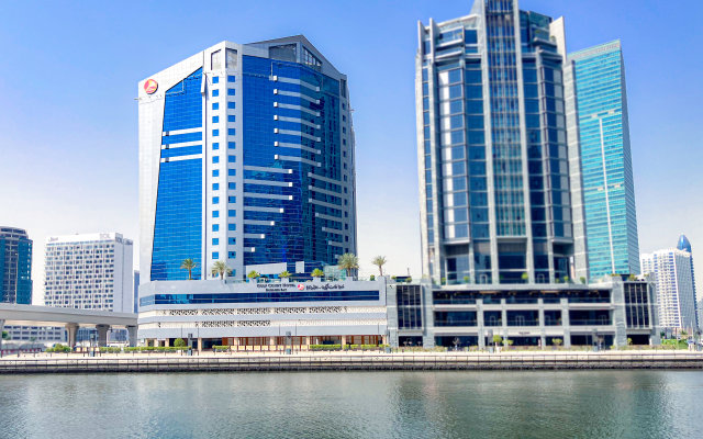 Отель Gulf Court Business Bay