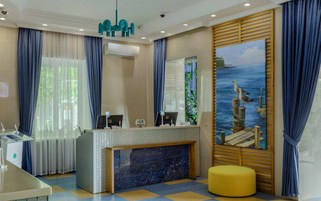 Lazurnyij Bereg Hotel