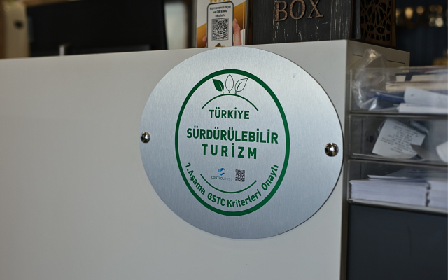 Отель Ren Business