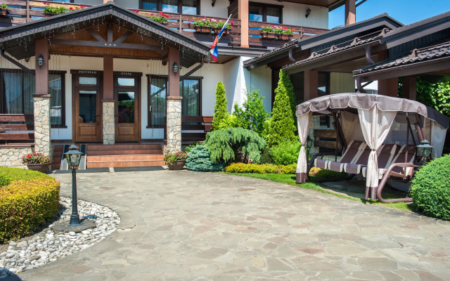 Usadba Parfenova Hotel