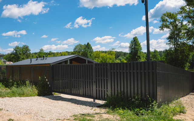 Eco-Mestechko Private House