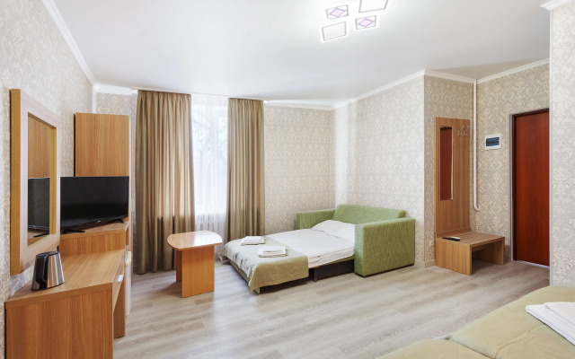 Avantazh Hotel