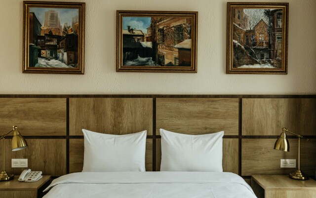 Customs House Hotel & SPA Hotel