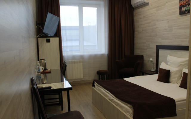 Отель Red Fox на Взлётной 2е