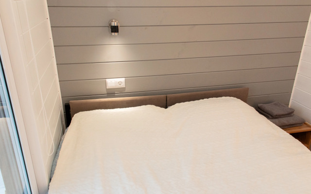 Uyutny Les Guest house