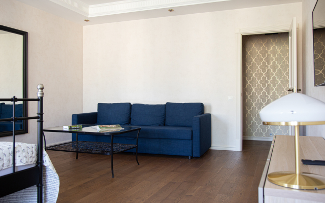 Апартаменты Премиум Город Рек на Большой Конюшенной 1