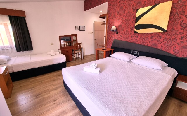 Şima Hotel